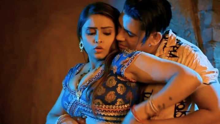 Thoda Tikhee Thoda Spicy 2025 Jugnu App Hindi Porn Web Series Episode 2